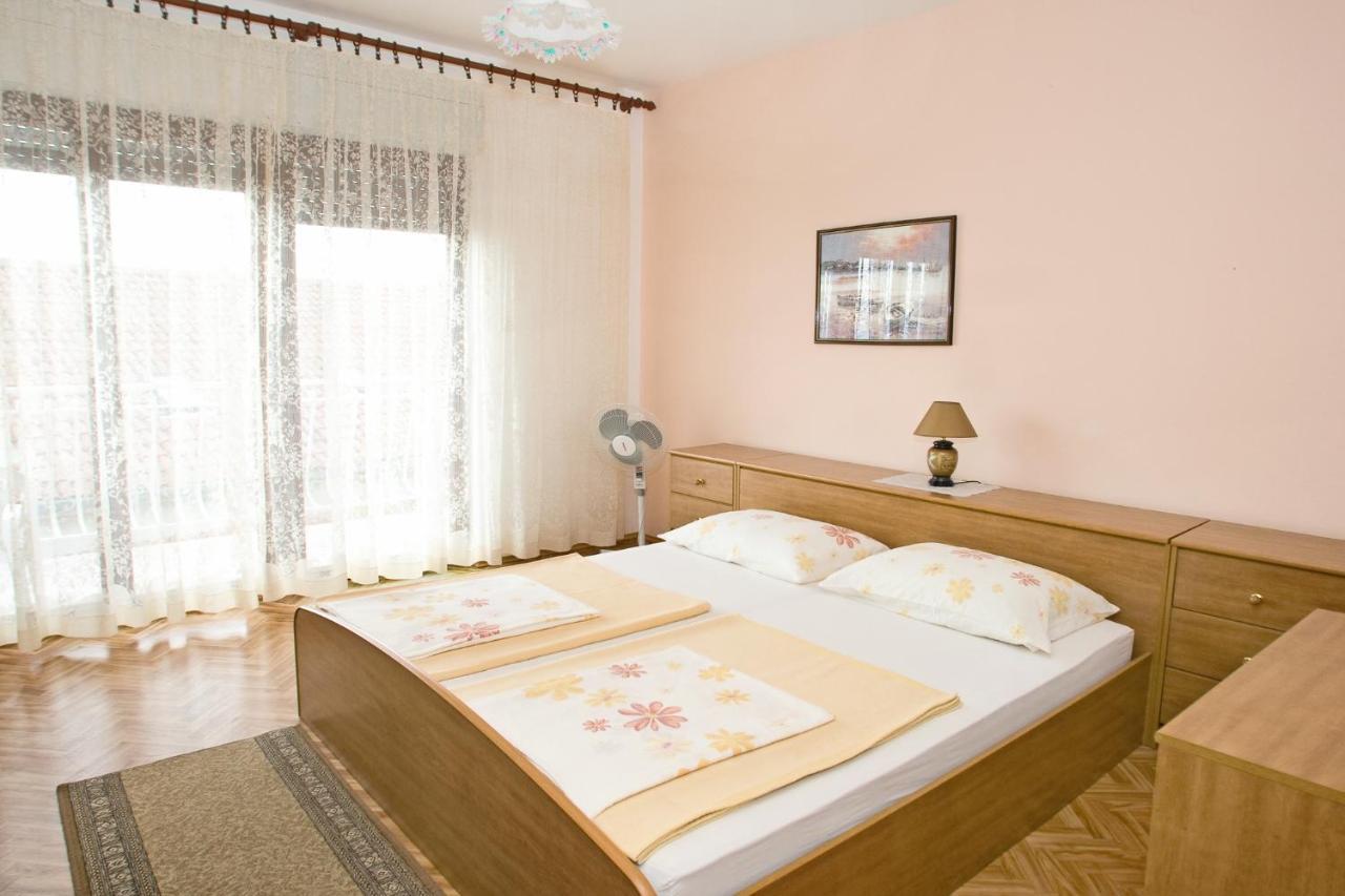 Apartments With A Parking Space Dramalj, Crikvenica - 5576 Kültér fotó