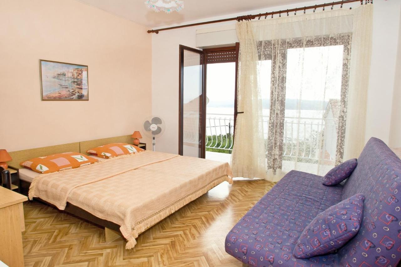 Apartments With A Parking Space Dramalj, Crikvenica - 5576 Kültér fotó